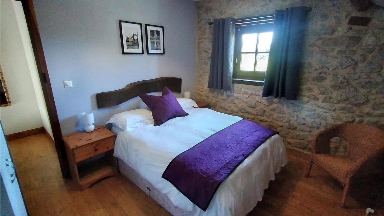 Character 2 Bed Cottage Within Walking Distance Of Bar/Restaurants Piégut-Pluviers Екстериор снимка