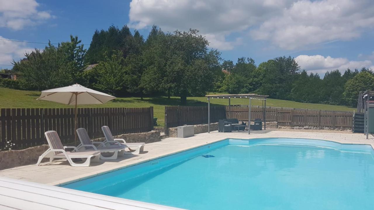 Character 2 Bed Cottage Within Walking Distance Of Bar/Restaurants Piégut-Pluviers Екстериор снимка